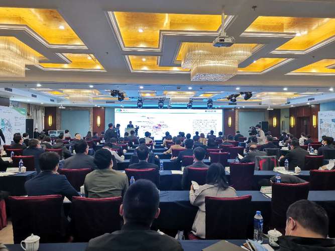 “生態(tài)健康相約靜海”天津國(guó)際合作產(chǎn)業(yè)園區(qū)招商推介會(huì)在靜海召開(kāi)